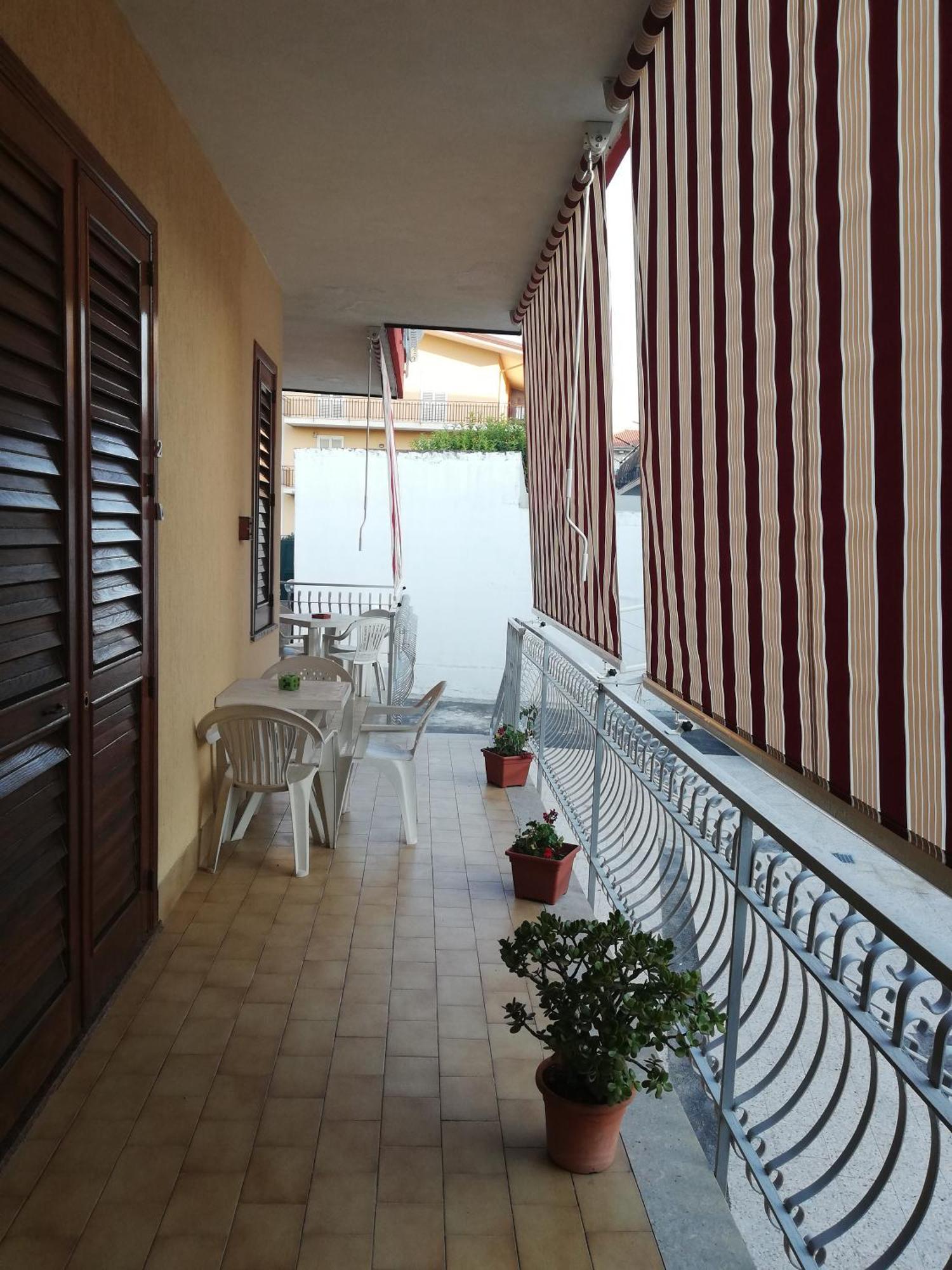Via Pisa Hotel Riposto Buitenkant foto